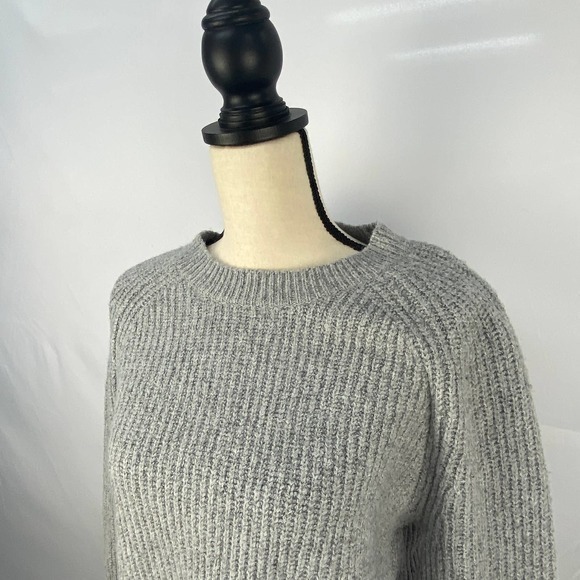 BP NWT Gray Ribbed Pullover Crew Neck Sweater, SZ XS - Picture 2 of 5